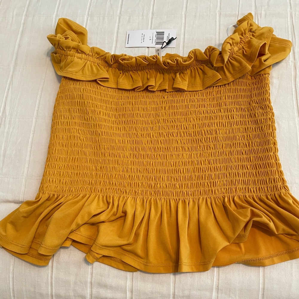 NWT BCBG mustard stretch strapless top